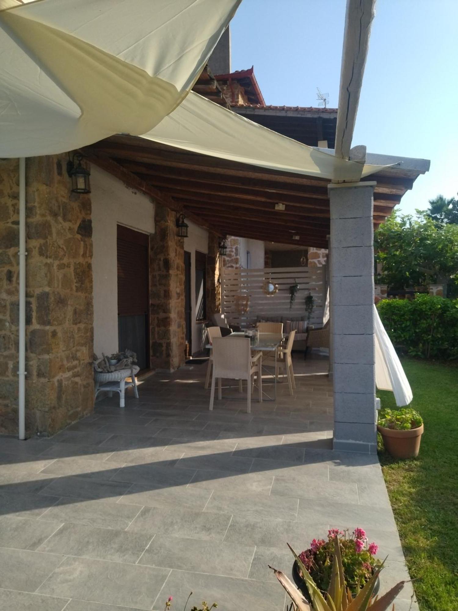 Villa Stonehouse & Casa Al Sole E Al Mare Nea Roda Exterior foto