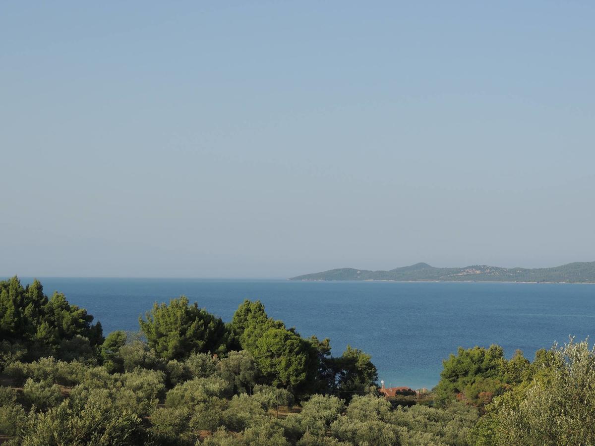 Villa Stonehouse & Casa Al Sole E Al Mare Nea Roda Exterior foto